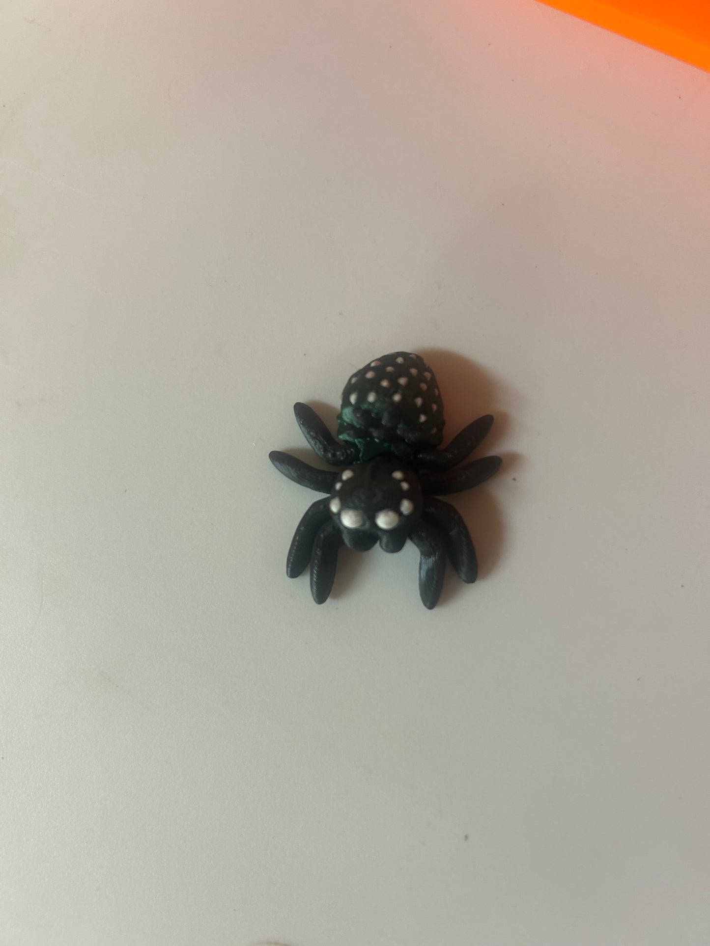 Magnetic Articulated Strawberry Spiders