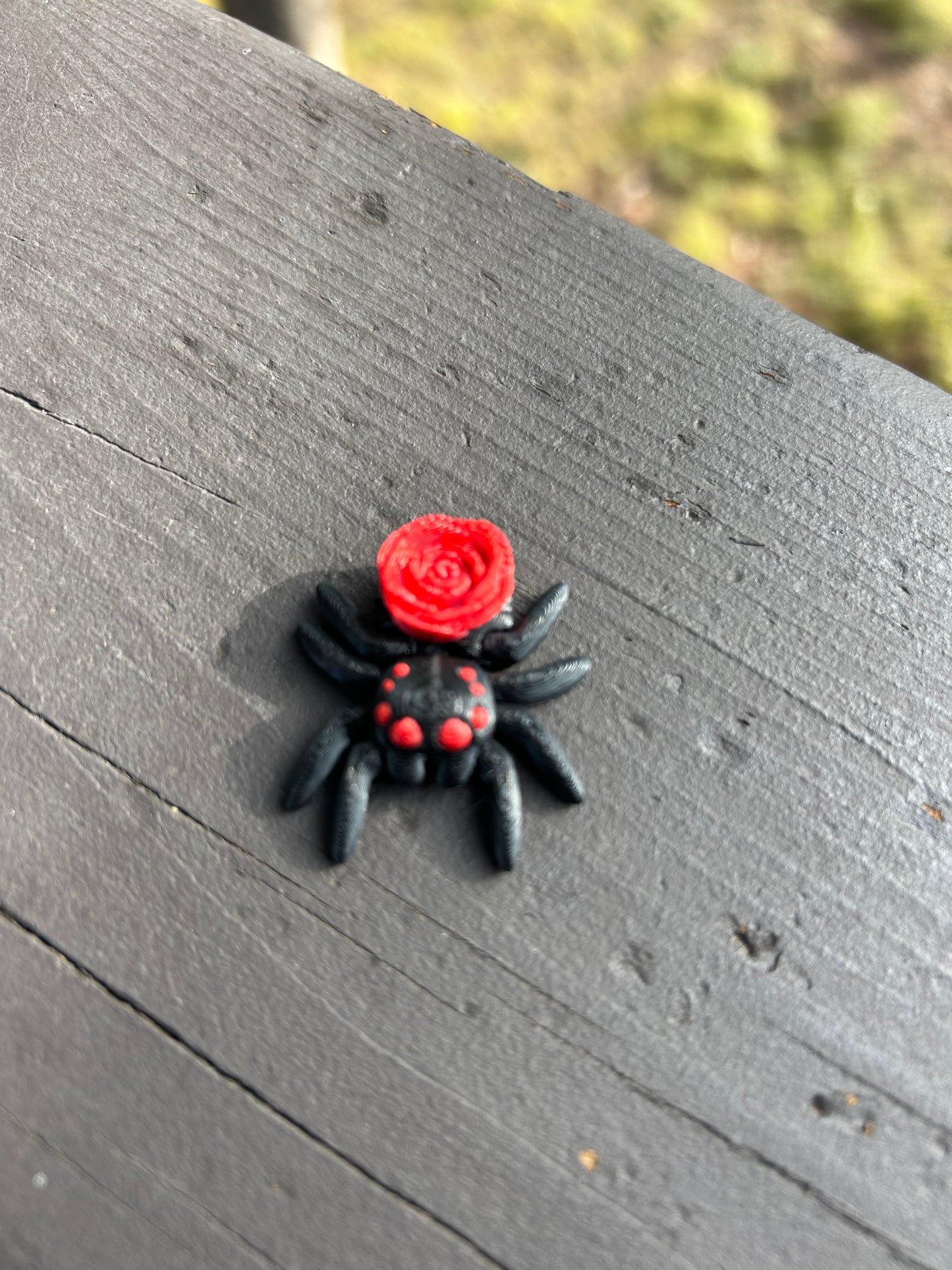 Magnetic Articulated Rose Spiders