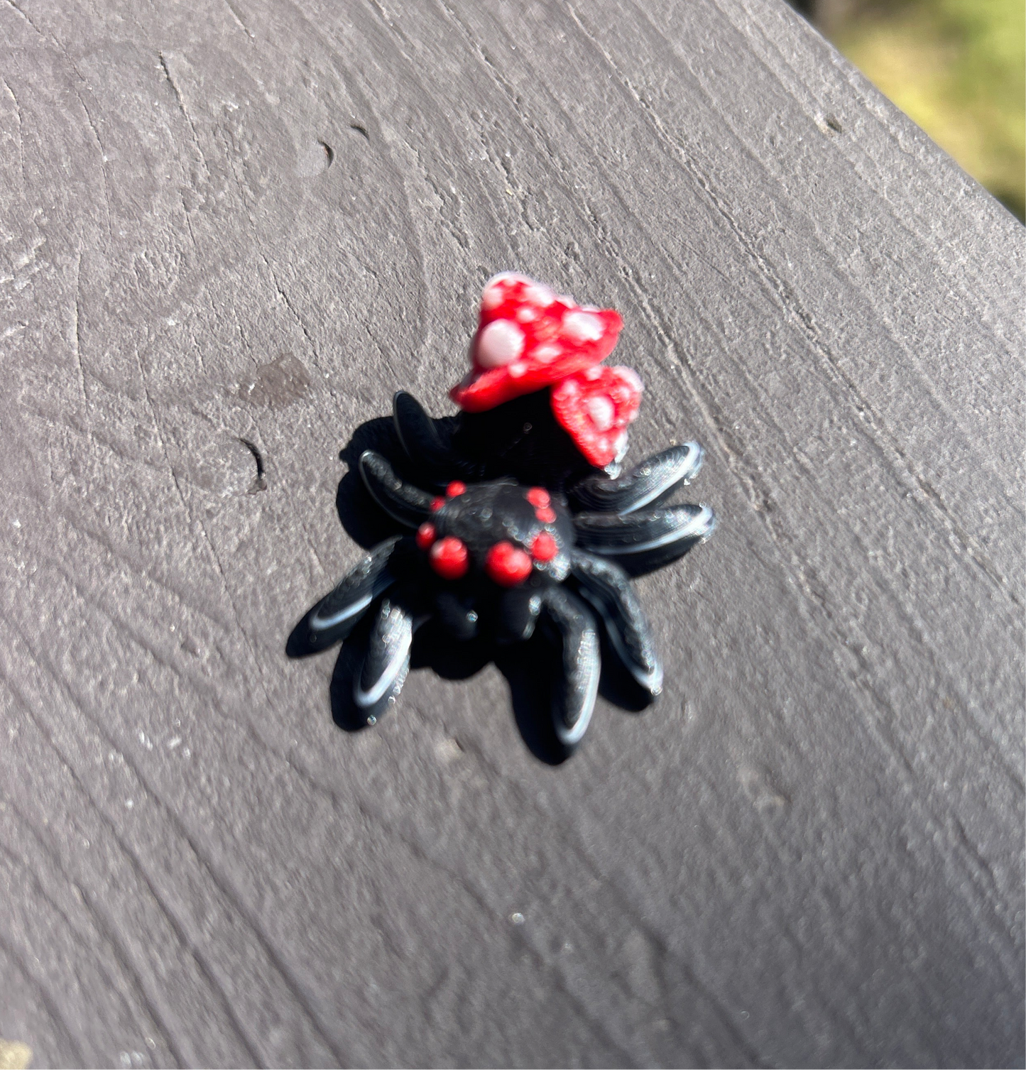 Magnetic Articulated Mushroom Spiders