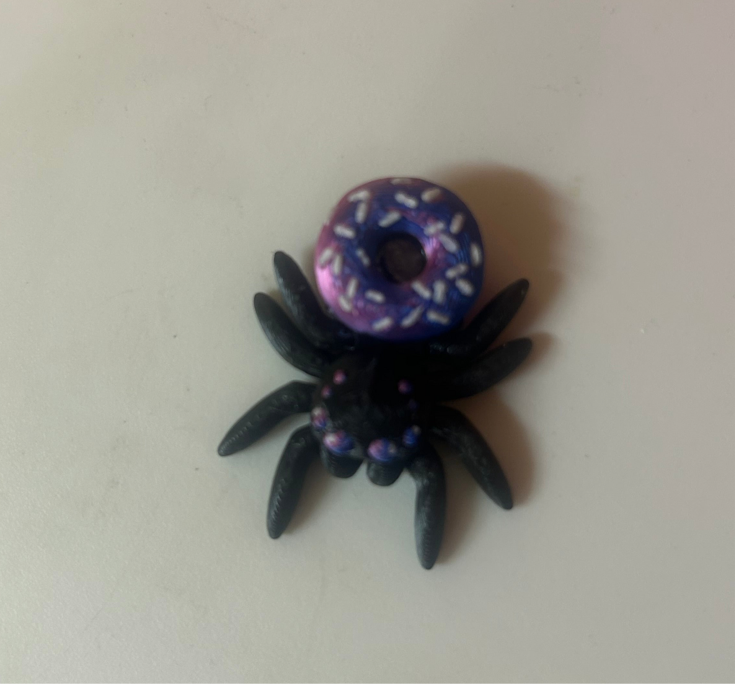 Magnetic Articulated Doughnut Spiders