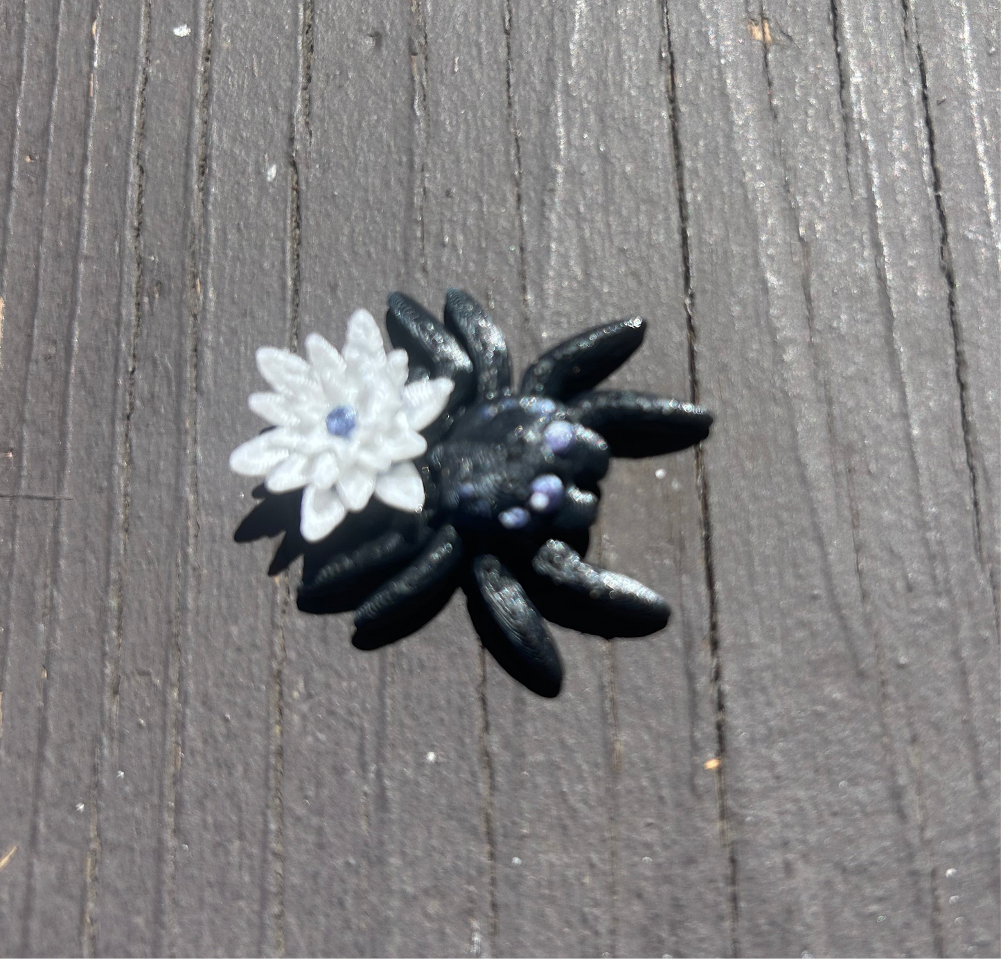 Magnetic Articulated Lily Spiders