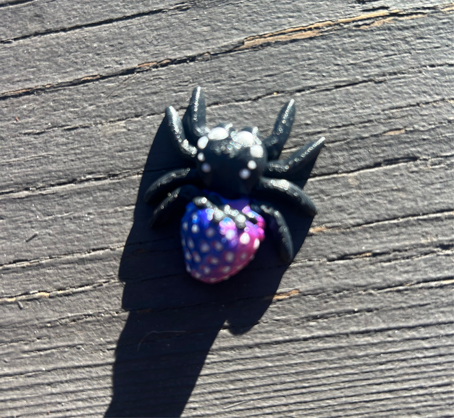 Magnetic Articulated Strawberry Spiders