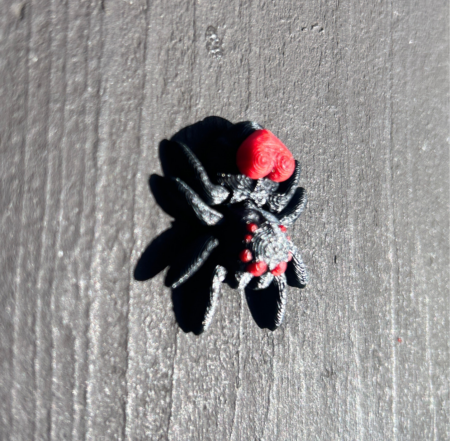 Magnetic Articulated Heart Spiders