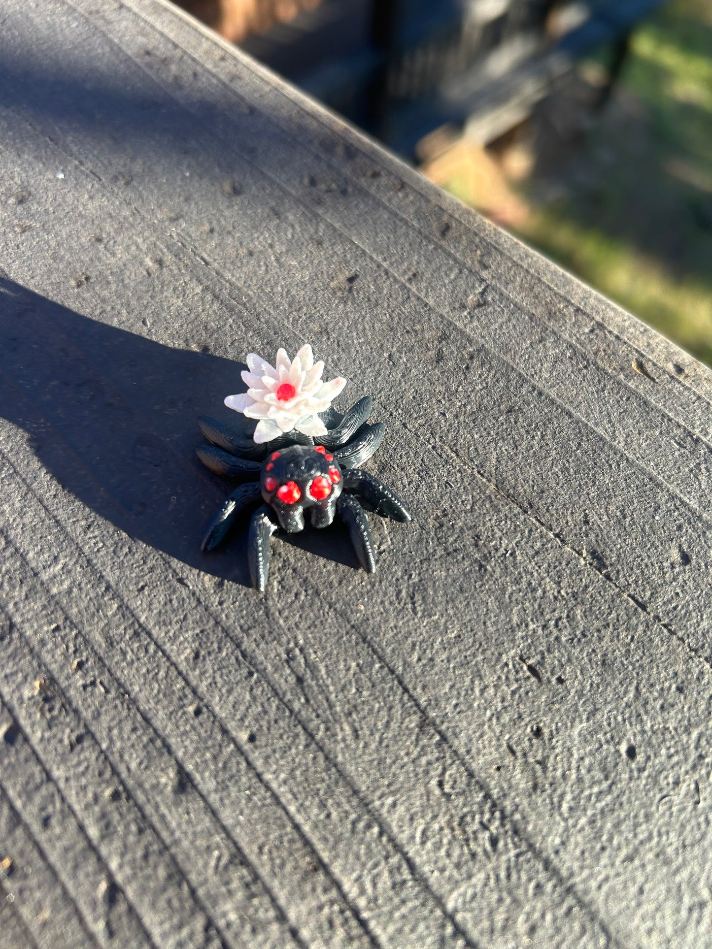 Magnetic Articulated Lily Spiders