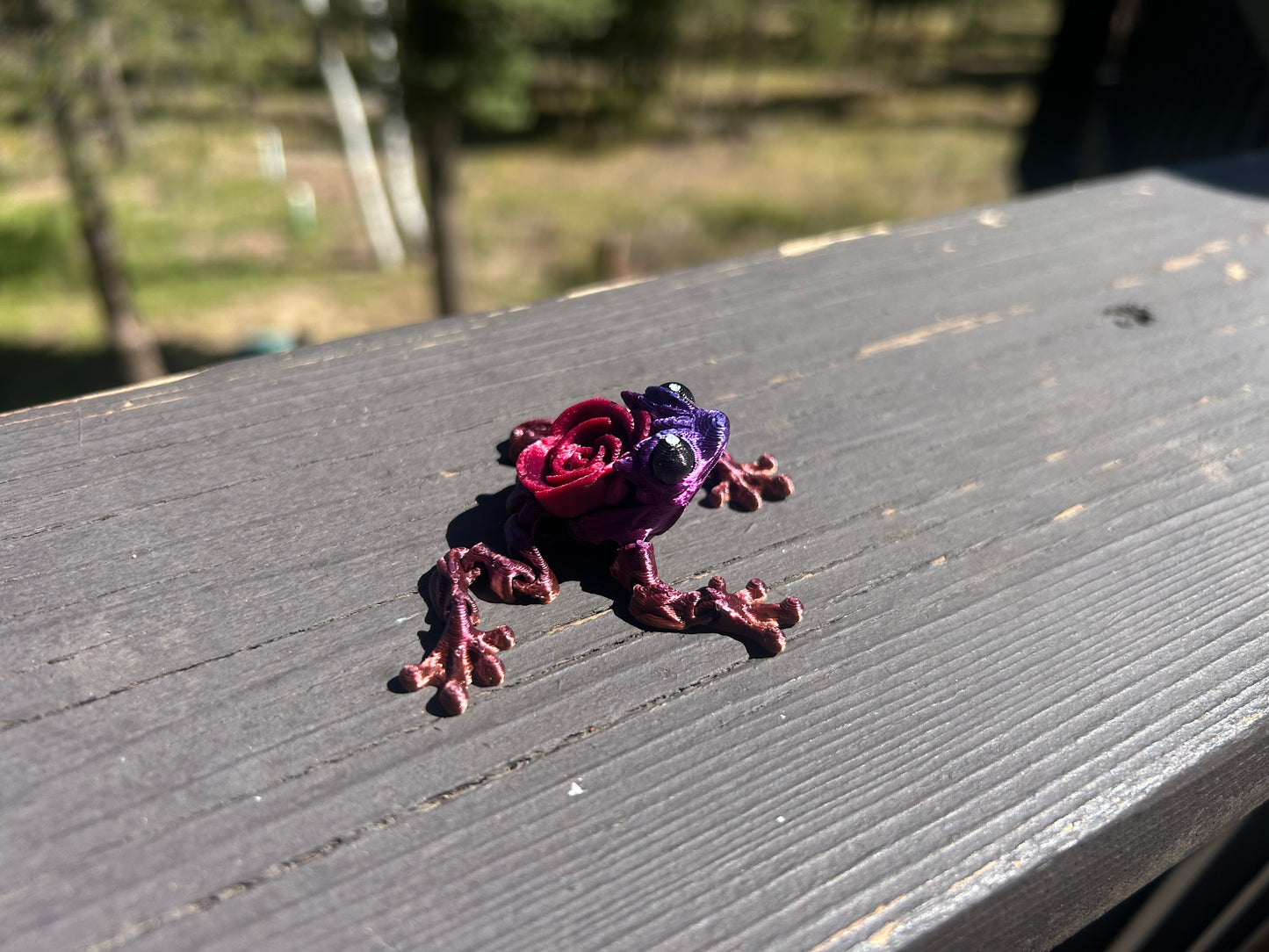 Tiny Rose Frog Magnet