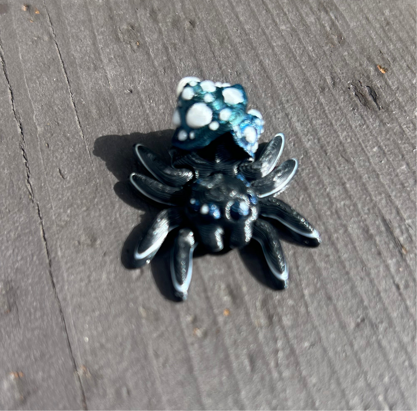 Magnetic Articulated Mushroom Spiders